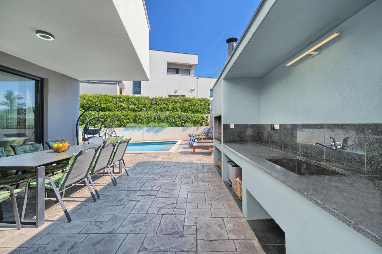 Villa Celestial Near Split Podstrana Exterior photo
